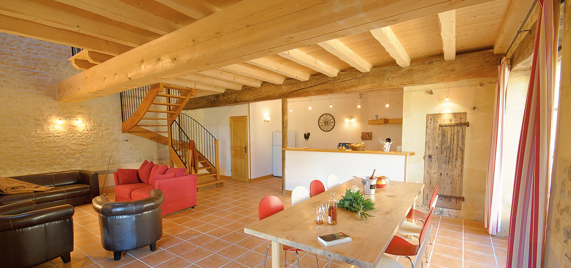 Grands gîtes de groupe dans le 17