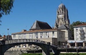 Sainte, ville au patrimone historique